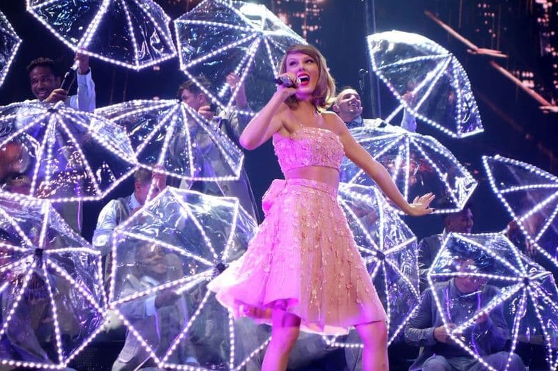 Taylor Swift in the LED dress on the 1989 World Tour