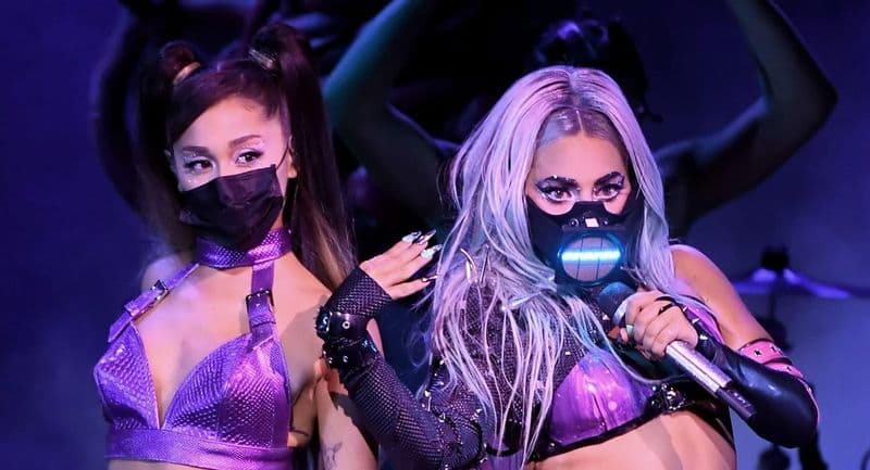 Lady Gaga wearing the light-up mask at the 2020 MTV VMAs